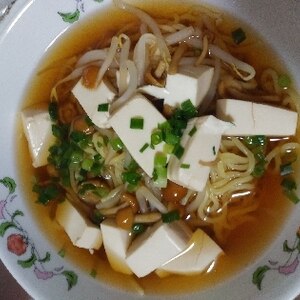 豆腐ナメコの冷たいラーメン